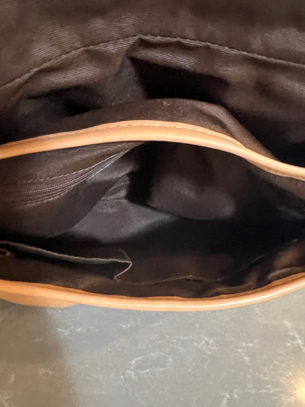 Vintage Coach Legacy Flap Duffle with Turn-Lock - Picture 5 of 7